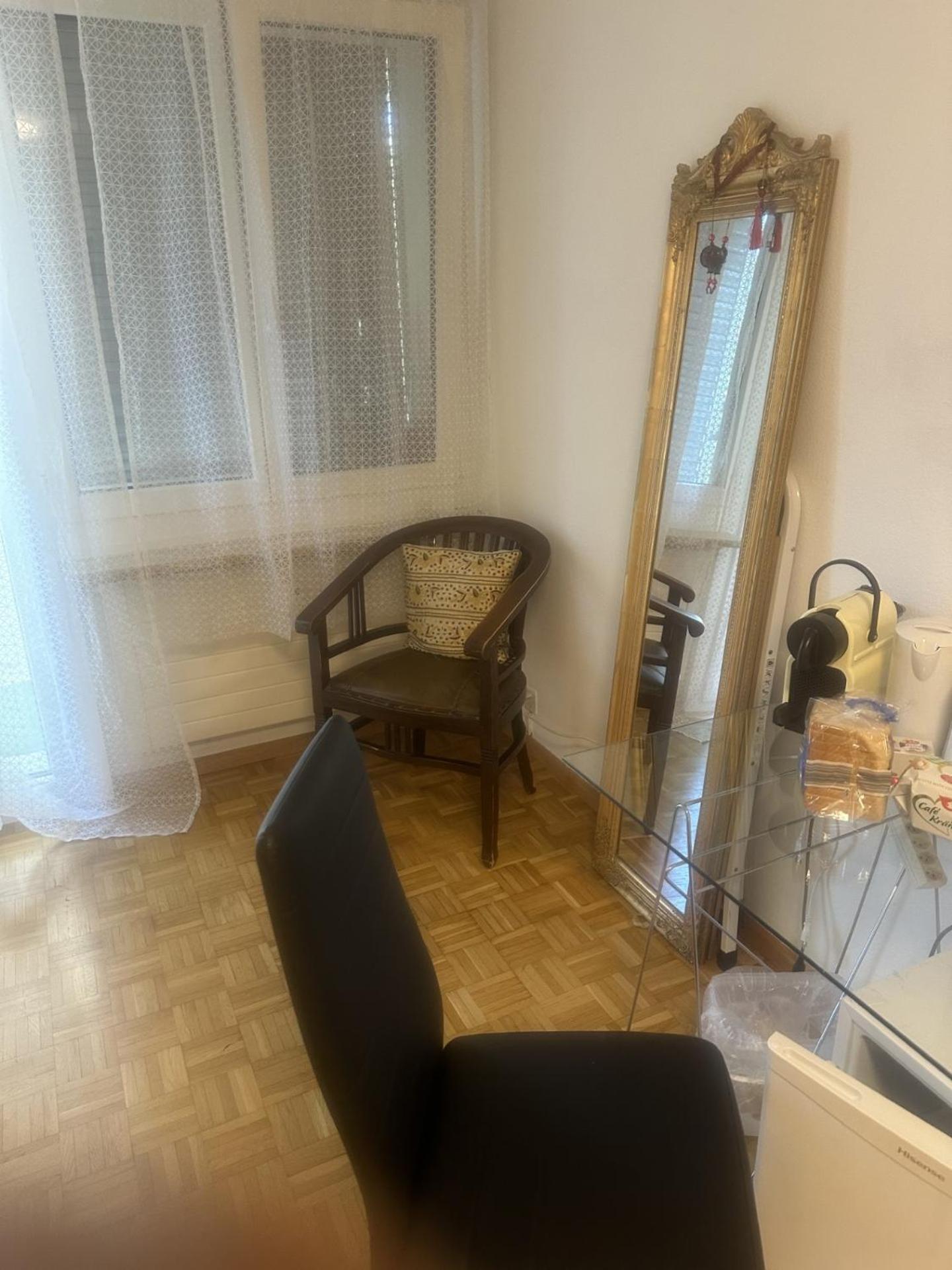 Schoenes Zimmer In Der City バーゼル エクステリア 写真